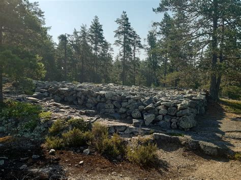 Teotihuacán-Aivolabyrintti: Kuvailevaa Symboliikkaa ja Mystistä Maailmaa!